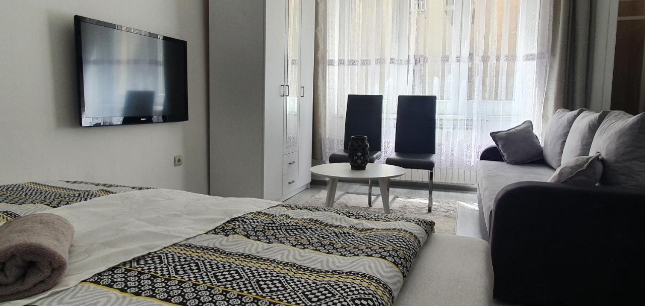 Ferhadija A&E Apartment Сараєво Екстер'єр фото