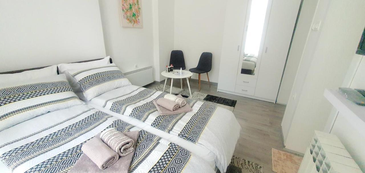 Ferhadija A&E Apartment Сараєво Екстер'єр фото