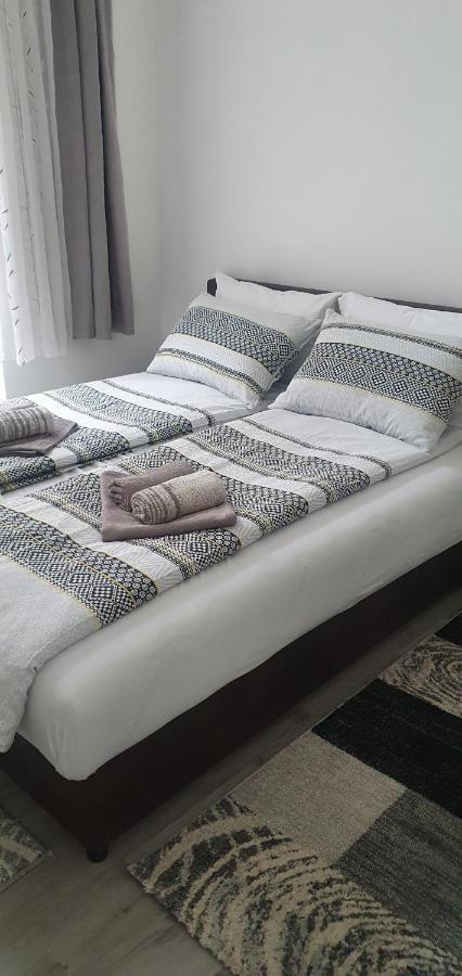Ferhadija A&E Apartment Сараєво Екстер'єр фото