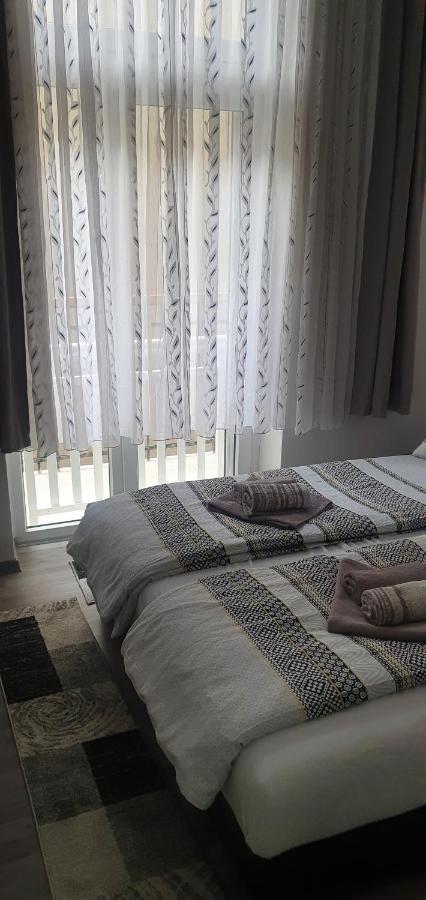 Ferhadija A&E Apartment Сараєво Екстер'єр фото