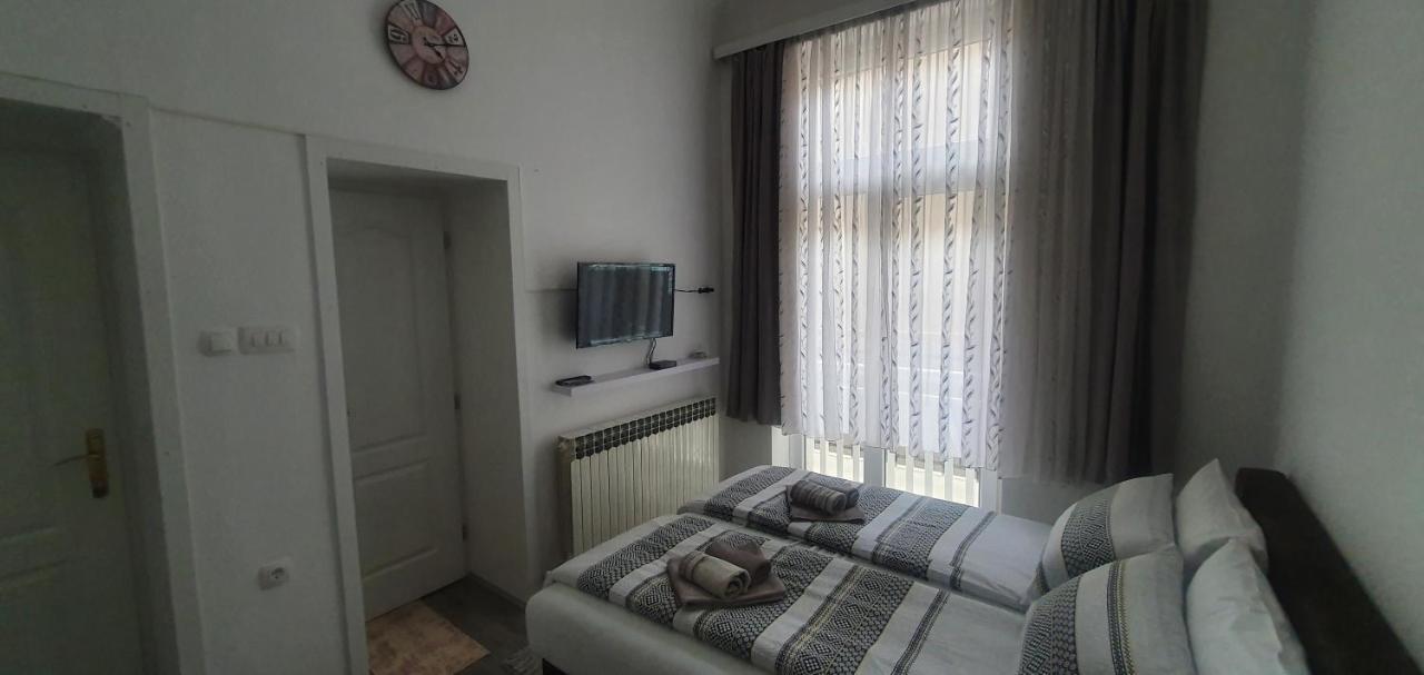Ferhadija A&E Apartment Сараєво Екстер'єр фото